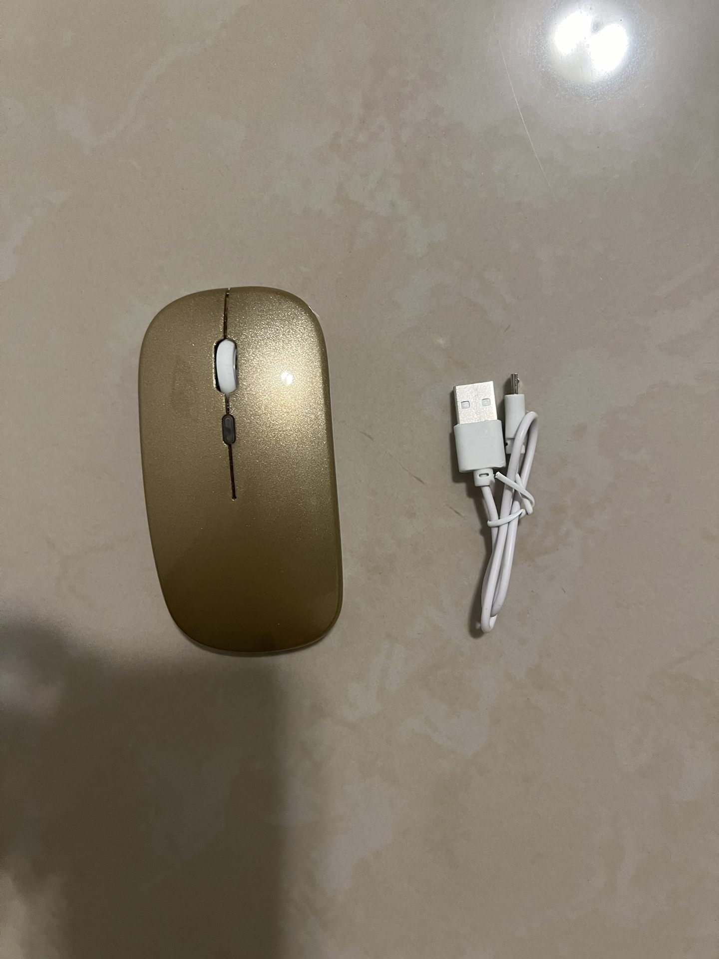 Bluetooth Wireless Charging Mouse, Portable, Luminous (LED)2.4G, USB, Tablet, Phone, Laptop PC Windows. Computer. Gold color. Home pick up.