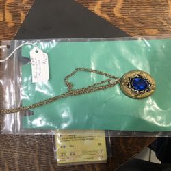 Real Well Done Sapphire Necklace In Good Condition