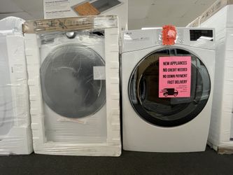 FRONTLOAD WHITE WASHER AND DRYER SET
