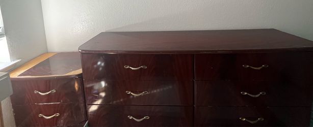 Brown dressers 6 drawer and 2 drawer