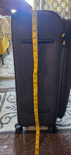 Lee luggage check in