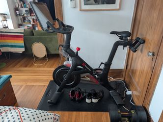 2021 Peloton Bike