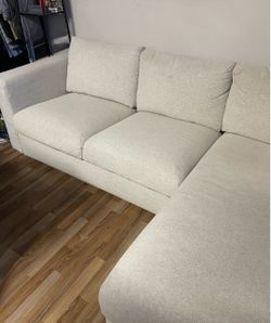 Sectional sofa (Burbank)