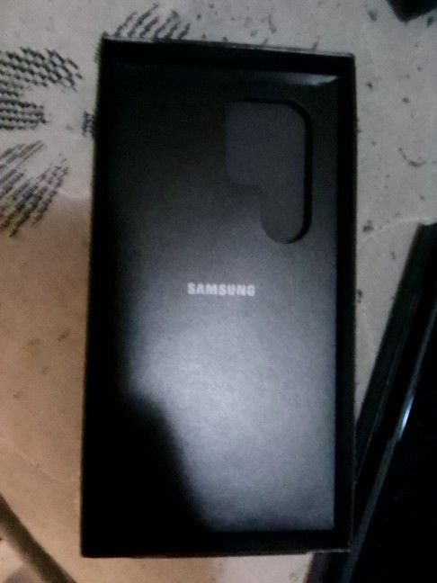 Galaxy S24 Ultra Like New 