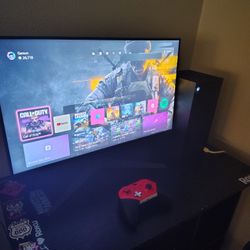 Xbox Series X And Monitor 