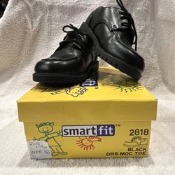 Boys Black Dress Shoes Size 8.5