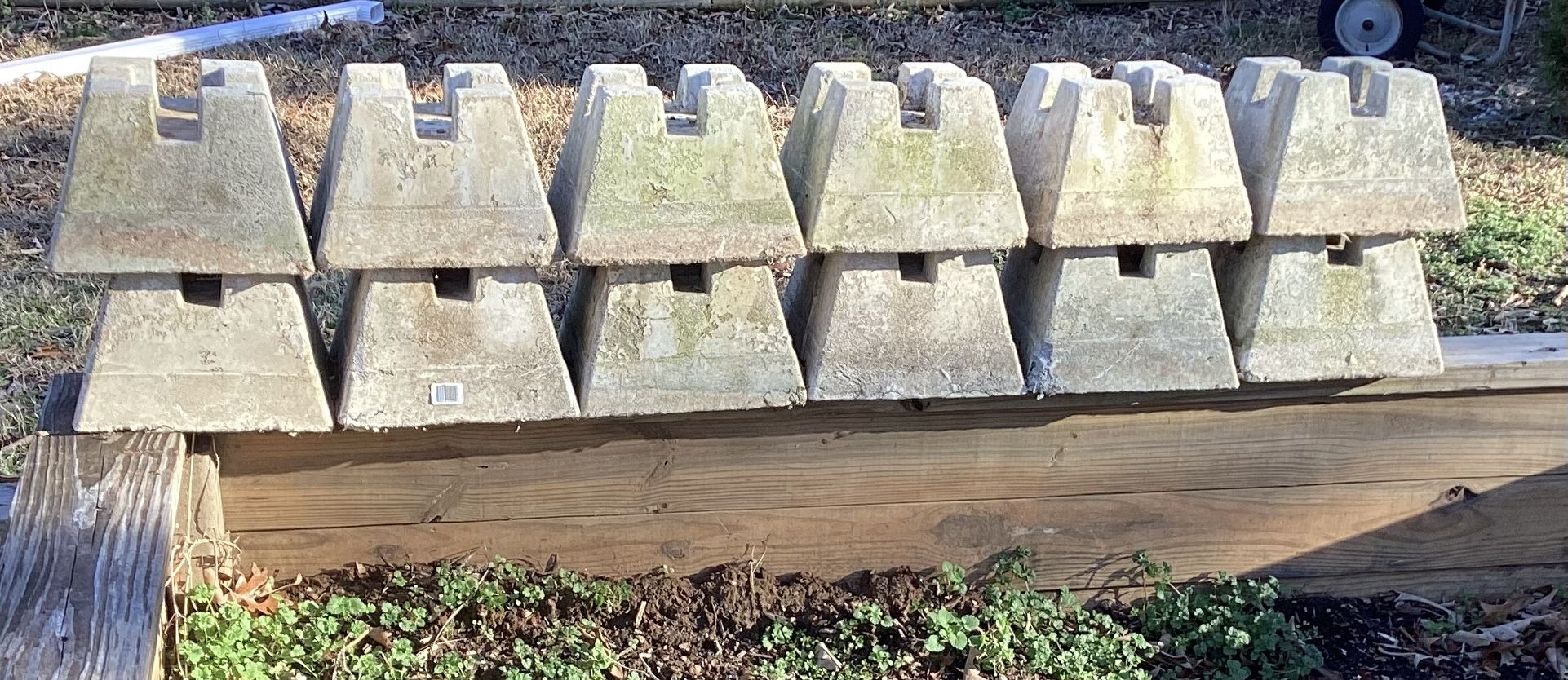 Used lightweight decking blocks.