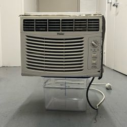 Haier window A/C Unit - Solid