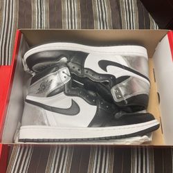 Jordan Silver Toe 1’s