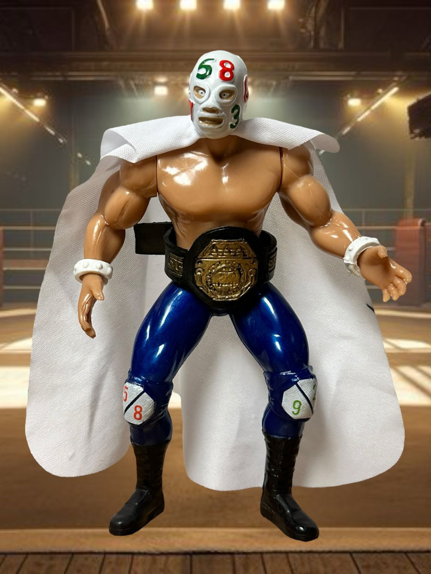 El Matematico Luchador figure, 7” inches tall