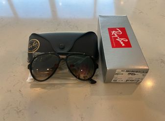 Ray-Ban RB4125 Cats 5000 Aviator Sunglasses