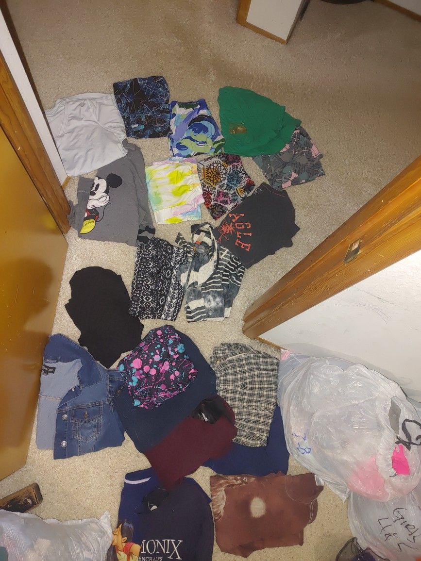 Women's Xlarge Clothes