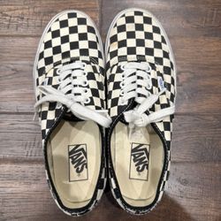 Checkered Van’s Men’s Size 8