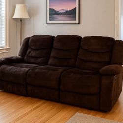 Brown Reclining Sofa β Comfortable 3-Seater. DELIVERY AVAILABLE .