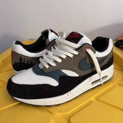 Nike Air Max 1 Size 8.5