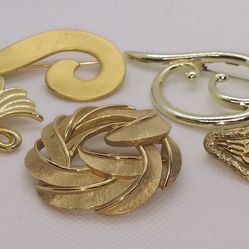 5 Vintage Gold-Toned Brooches! #589