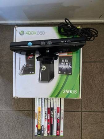Xbox 360S (Bundle) with Kinect and 9 Games