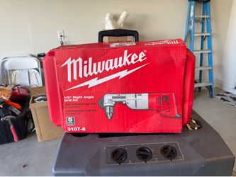 Milwaukee 1/2” Right Angle Drill Kit (3107-6) — NEW, Corded, with Case