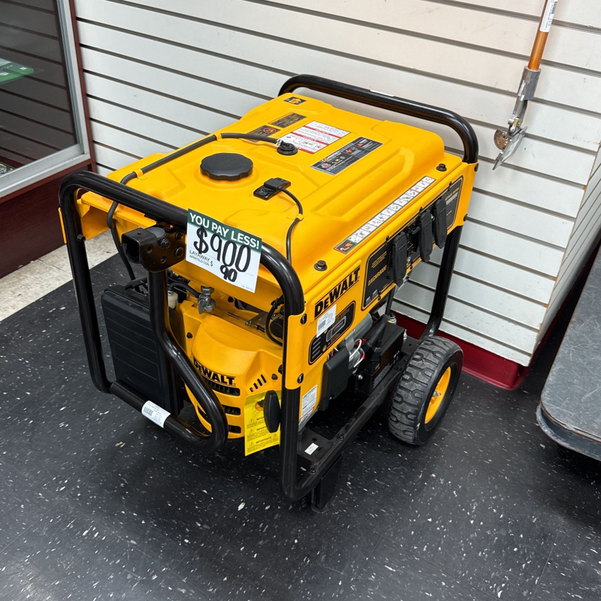 Dewalt DXGNR8000 Generator for Sale in Houston, TX OfferUp
