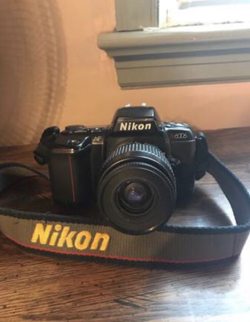Nikon N6006