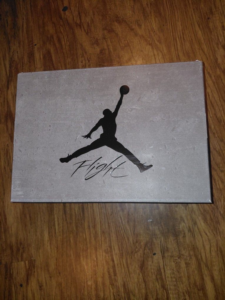 Jordan 4 Cave Stone