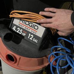 Ridgid 12gallon Shop Vac 