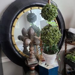 RH Round Porthole Tin Wrap Leather Look Nailhead Mirror