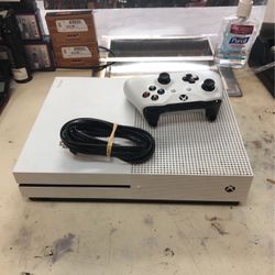Xbox One s 500 Gb