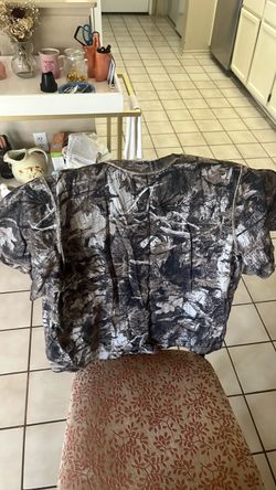 Tilly’s box tees