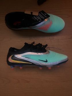 Nike phantom 6 size 8