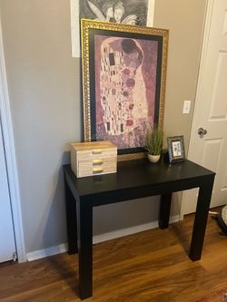 Table/desk