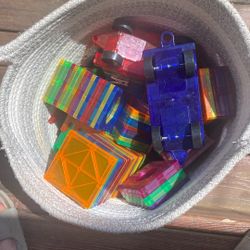 Magna-tiles 