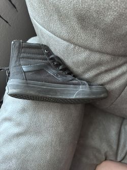 Boys Vans Size 4