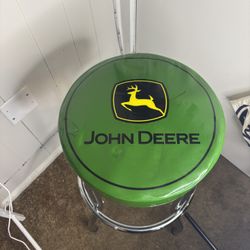 Plasticolor 004767R01 John Deere Garage Bar Stool Farm Decor