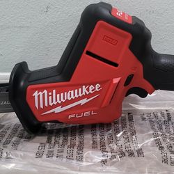 MILWAUKEE M18 FUEL 18V LITHIUN-ION BRUSHLESS CORDLESS HACKZALL RECIPROCATING SAW (TOOL ONLY)