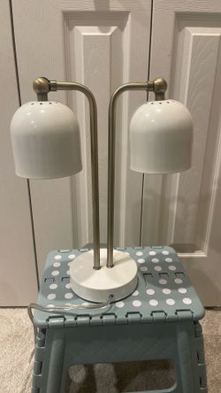 Desk lamp