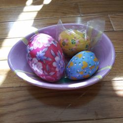 Easter Ceramic Dish With Eggs