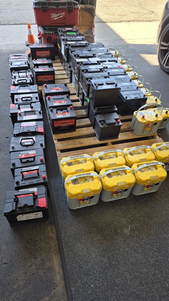 Car Batteries 24f H5 34 78 65 48 49 47 H6 H7 51r 94r 86 H8 H9 Truck SUV And Car Battery with Warranty. FIRM Price is $59.99 Bateria Carro Car Battery 