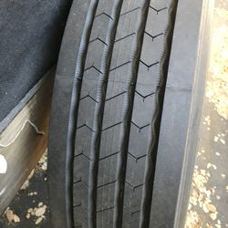 Semi Tires - Drive Tires