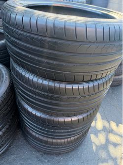 4 tires 264-40-21 Dunlop $240 all four mounted and balanced