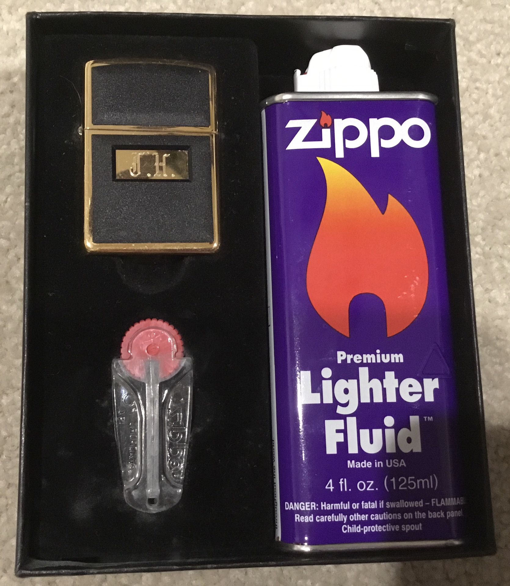 Zippo Windproof Lighter Gift Set. Brass/leather. Vintage. New