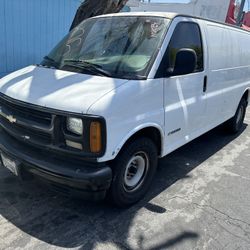 2000 Chevrolet Express