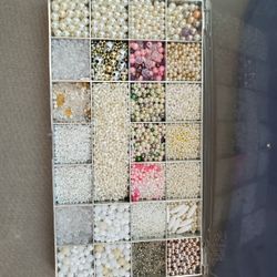 Beads for Jewelry and Crafts 