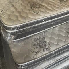 Queen Pillow Top New