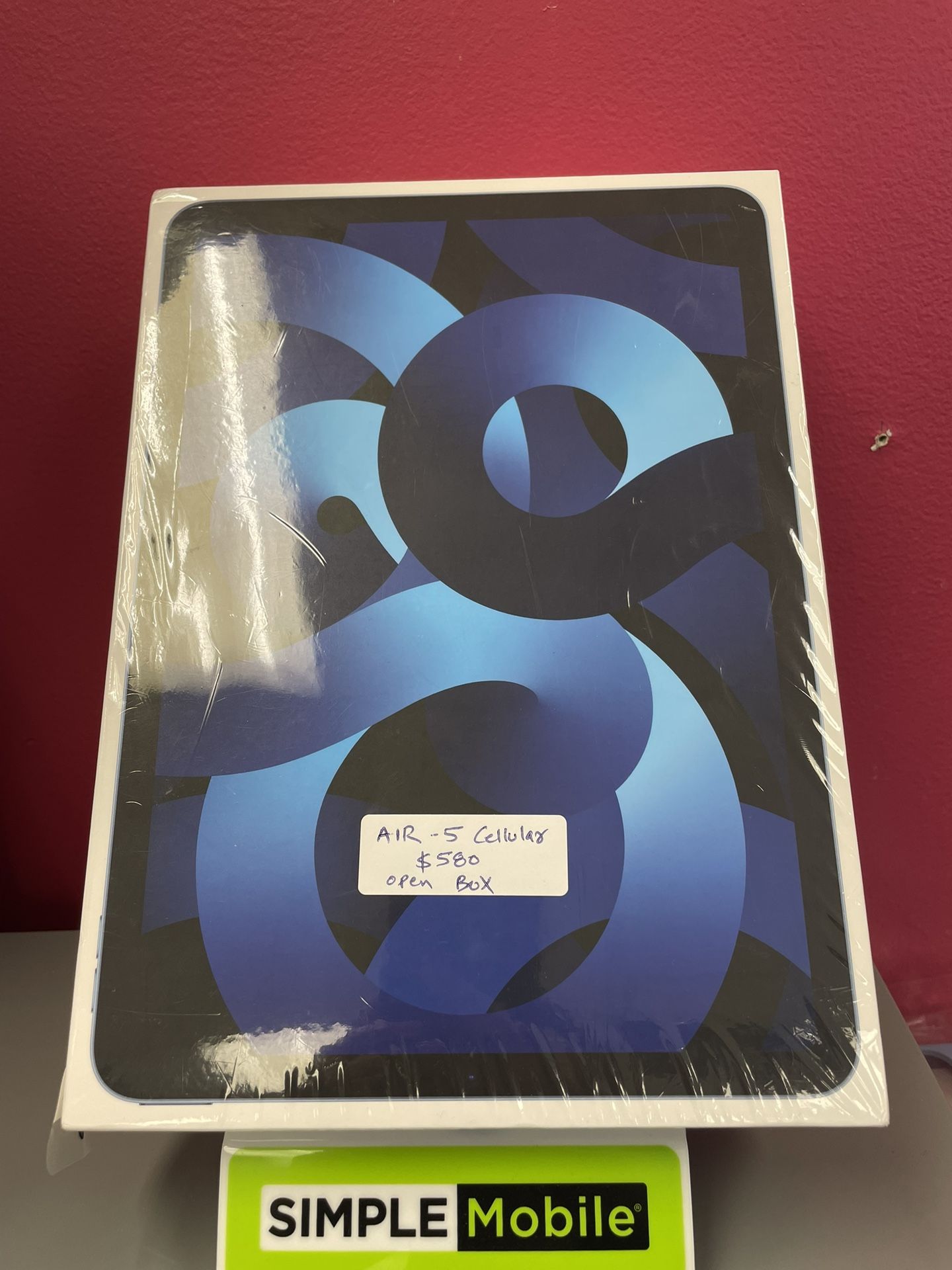 iPad 5th Generation 64 Gb Open Box 