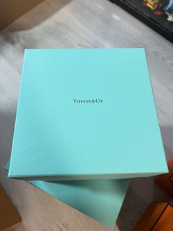 4 Tiffany Box