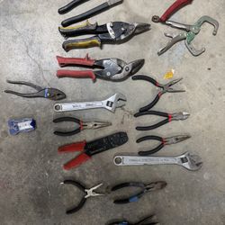 Bulk Tool Lot – Hand Tools, Pliers, Hammers, Drill Bits, Sawzall + Grinder (All for One Price!)