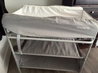 Cholena changing table
