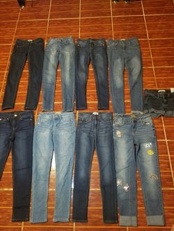 Girls jeans like new condition size 10 name brand Justice, Abercrombie and more
