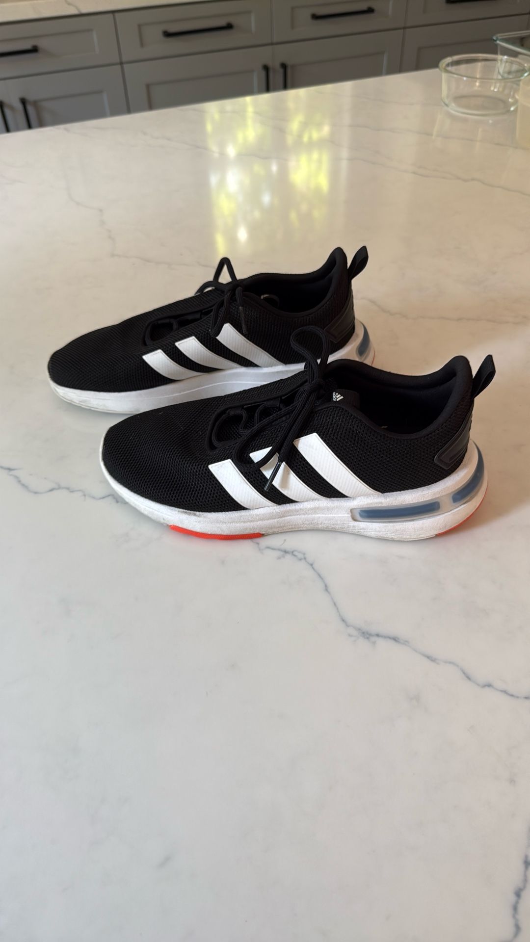 Adidas Women’s Shoes Size 6
